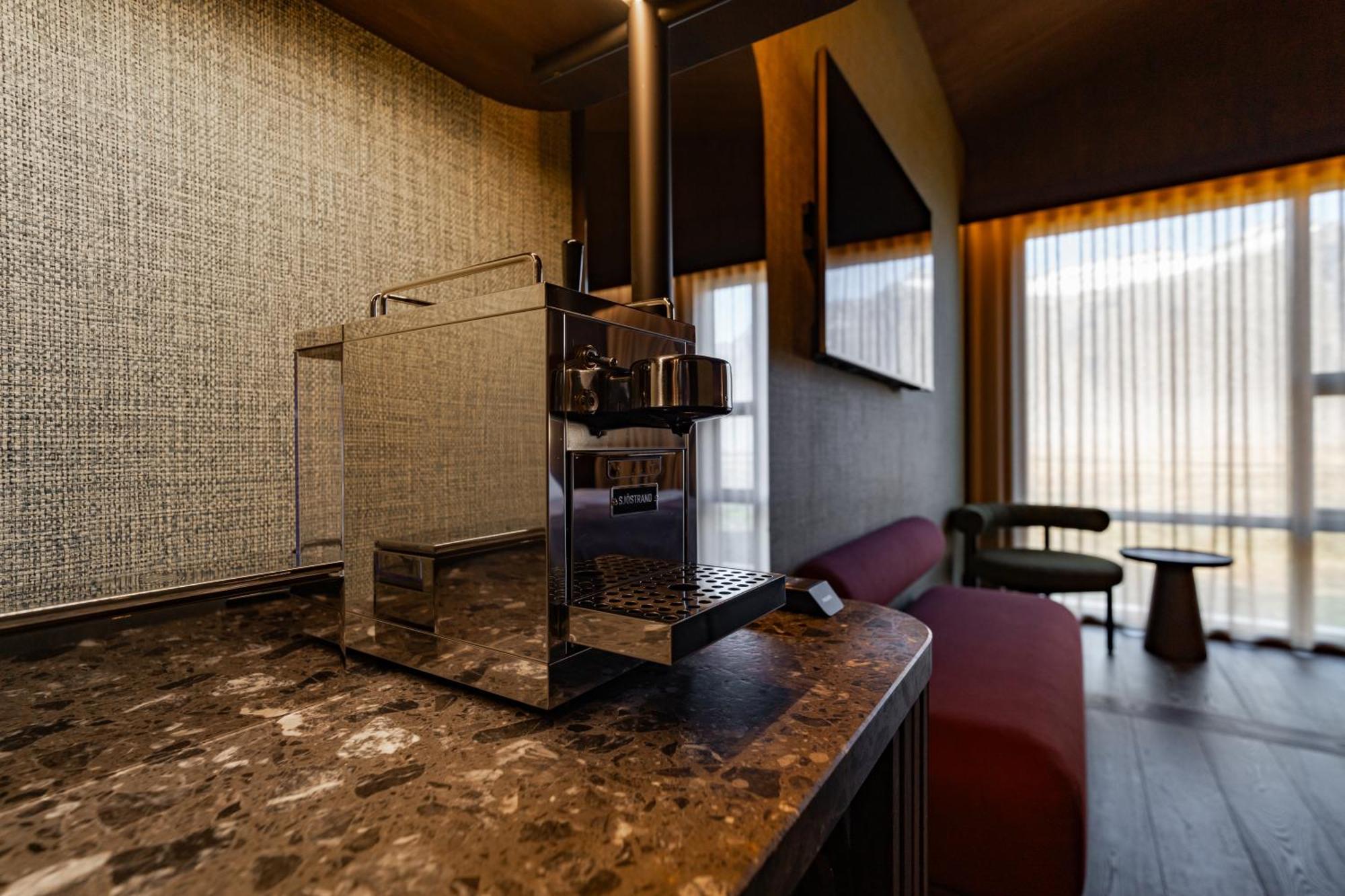 Hotel Joekulsarlon - Glacier Lagoon Hotel Gerdi Екстериор снимка